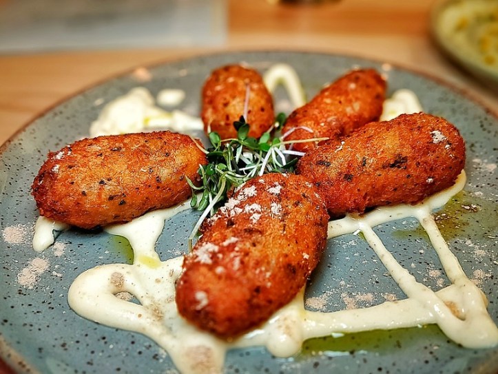 IMG_20190202_210617-01